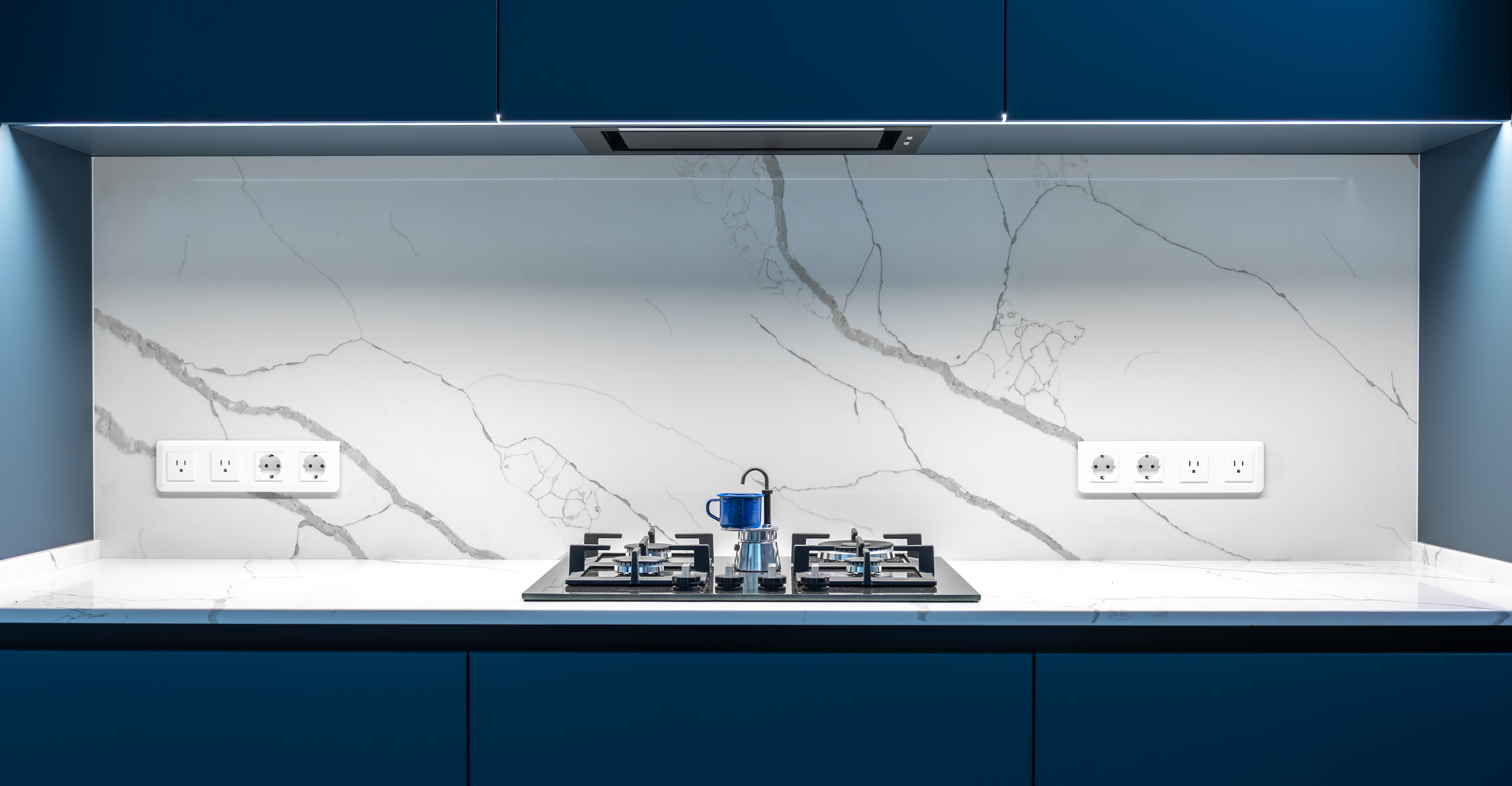 Modern kitchen splashback tiling in Bournemouth